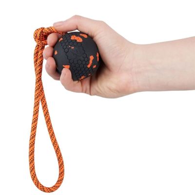 Non-stop Dogwear Non-Stop Dog ball on rope (60x60mm)
