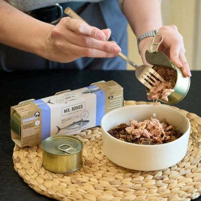 Mr.Bones Tuore kuulamakrilli lisuke koiralle ja kissalle