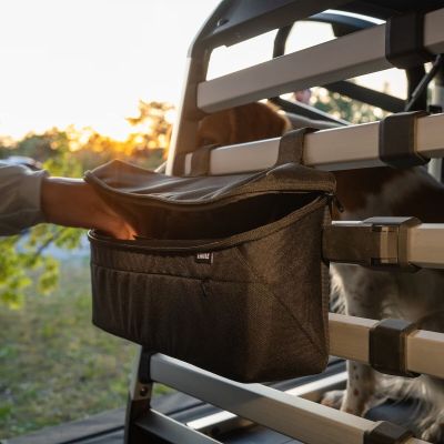 Thule-tarvikelaukku autoon